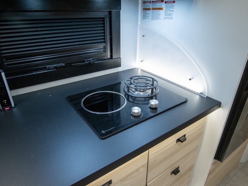 2026 Jayco Melbourne Prestige 25LP - Image 8