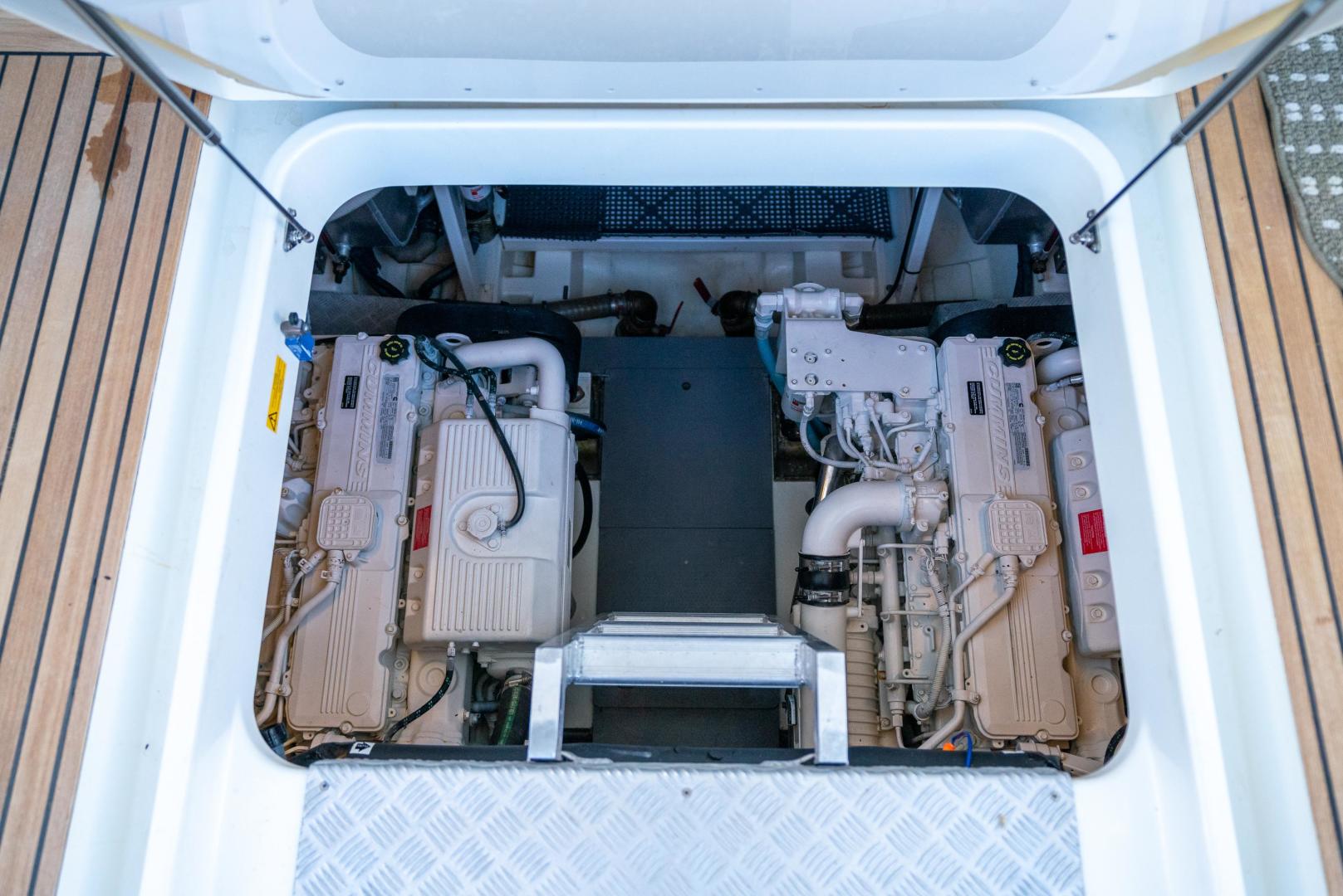 2016 Prestige 550 S - Image 43