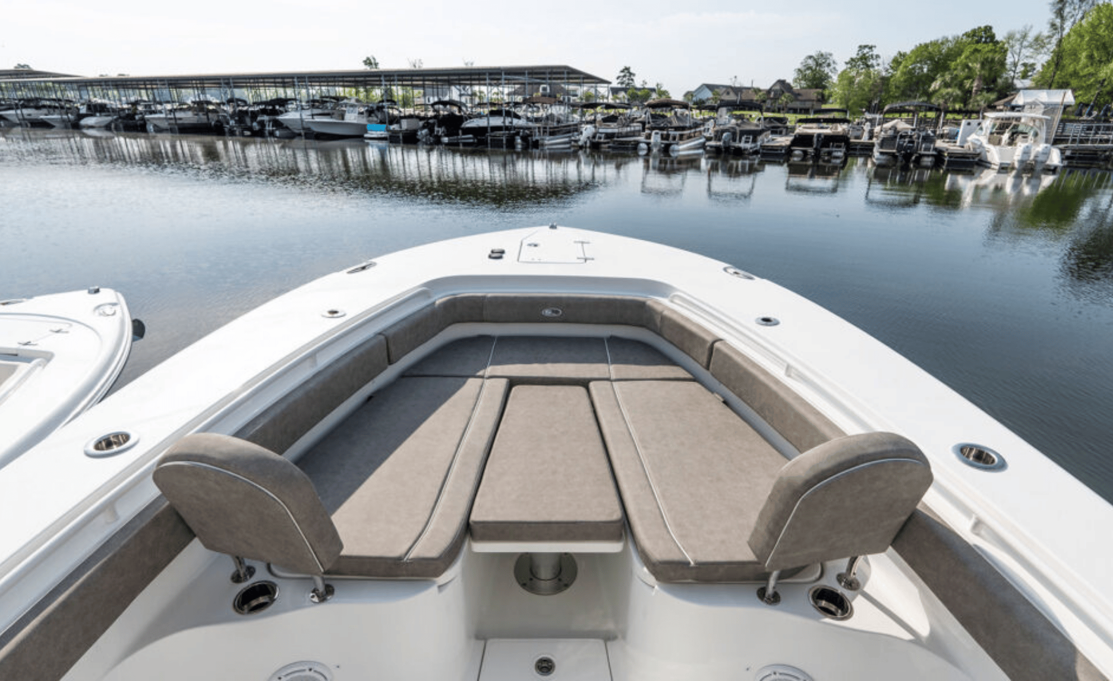2027 Sea Hunt Gamefish 28FS - Image 12