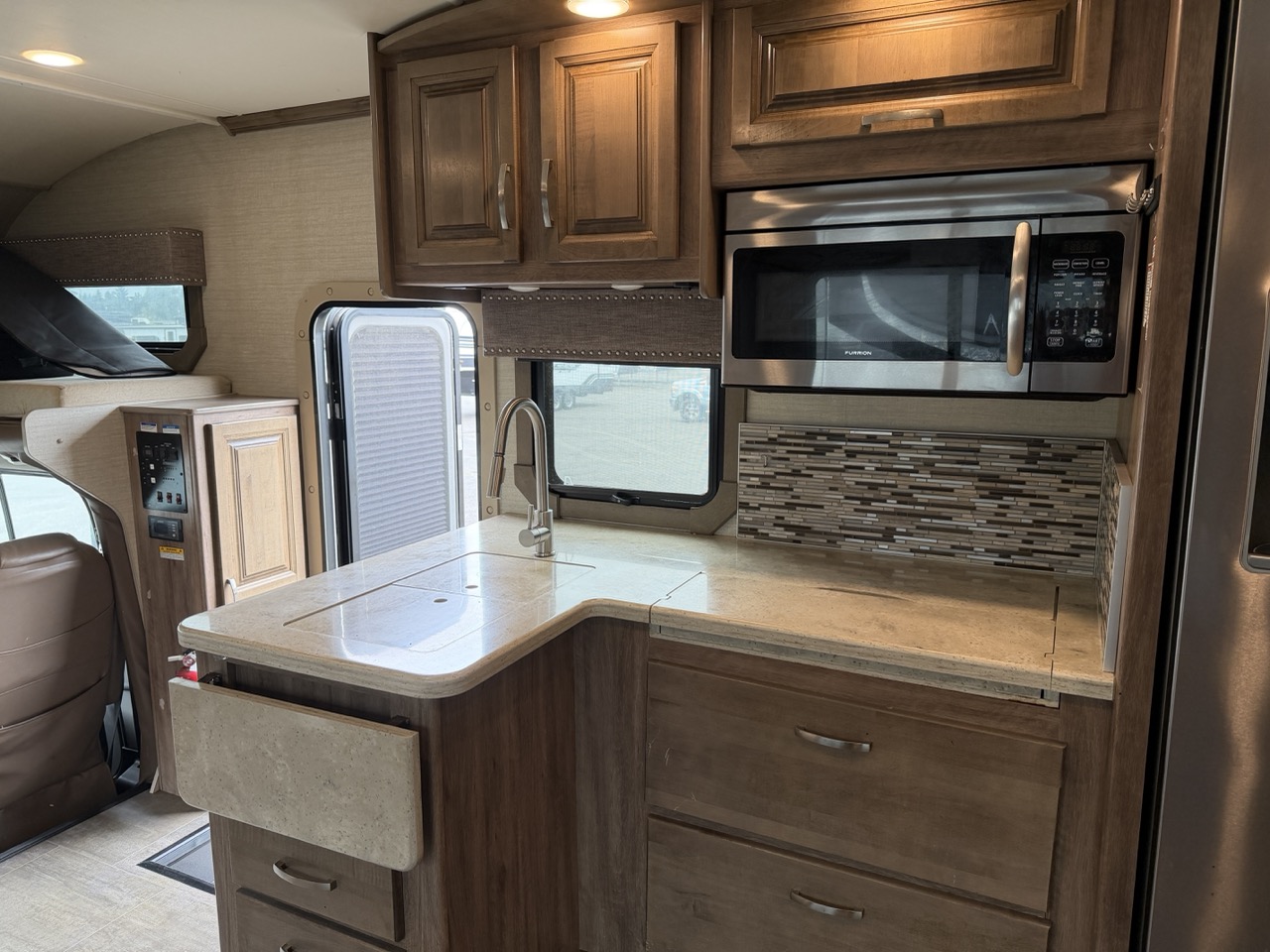 2019 Jayco Seneca 37K - Image 25