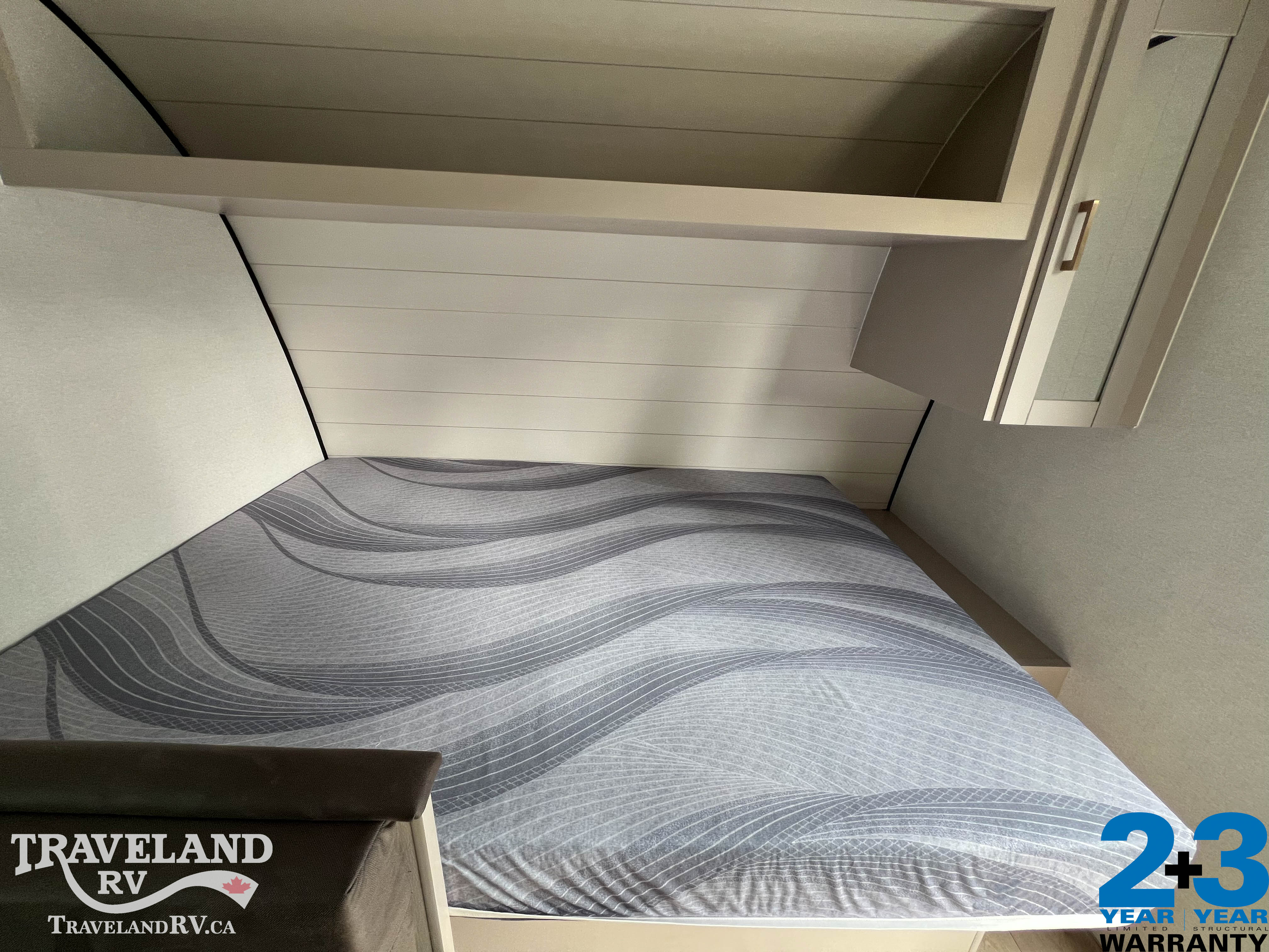 2027 Jayco Jay Feather Air SL 17BHSL - Image 16