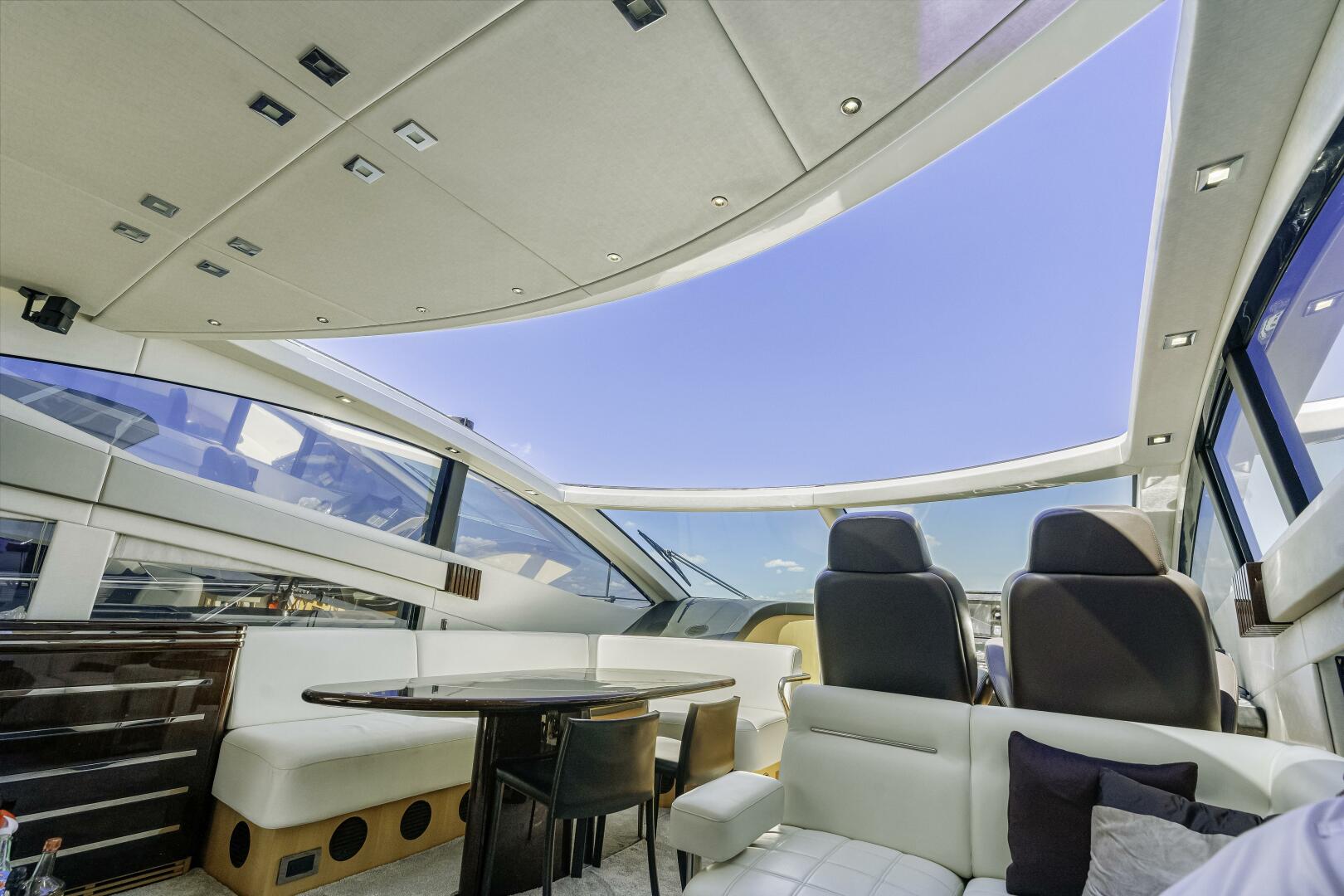 2014 Sunseeker Predator - Image 29