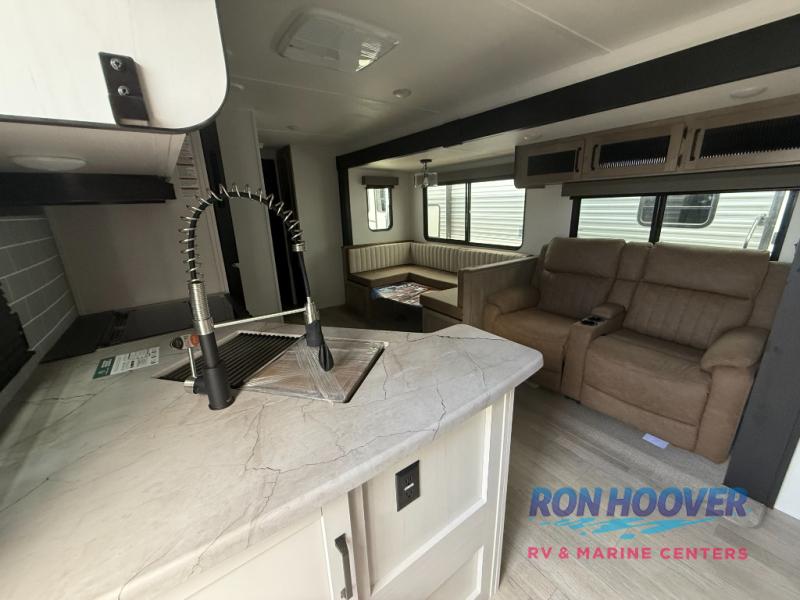 2026 PALOMINO 29BHSQ - Image 6