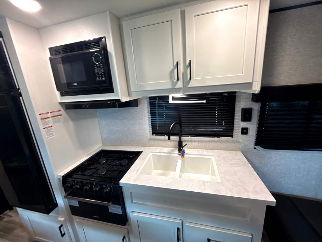 2024 JAYCO JAY FLIGHT SLX 260BH - Image 12