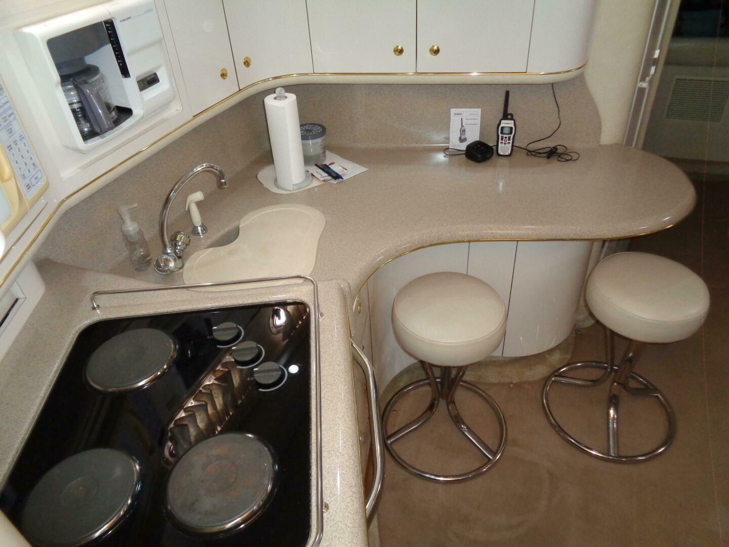 1997 Sea Ray 370 Sundancer - Image 34
