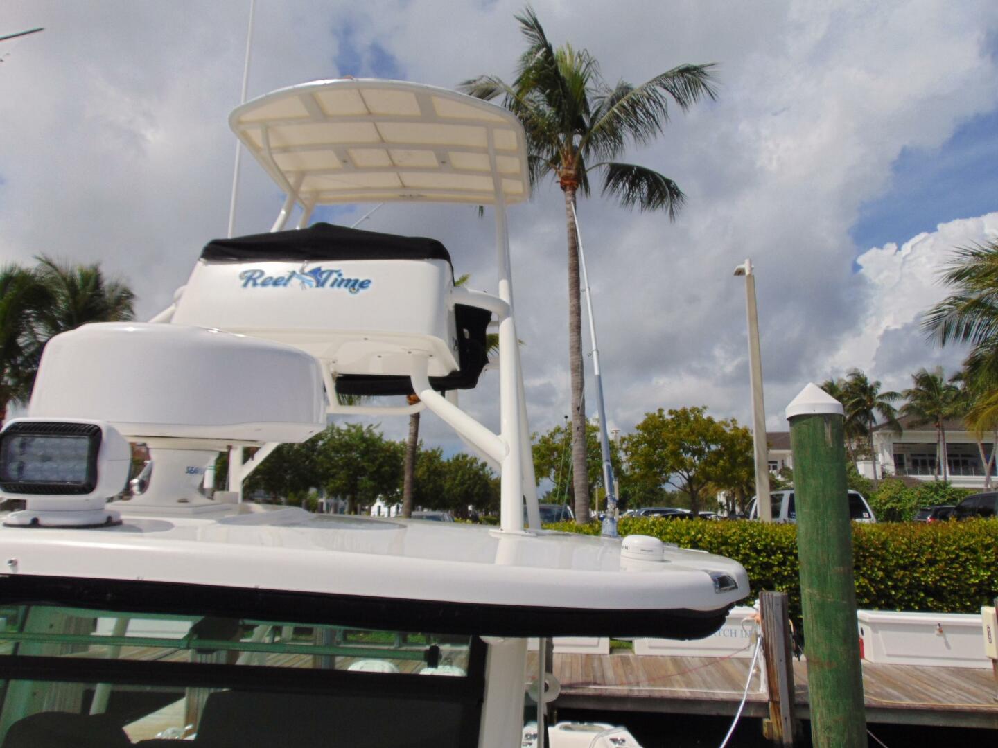 2013 Boston Whaler 370 Outrage - Image 11