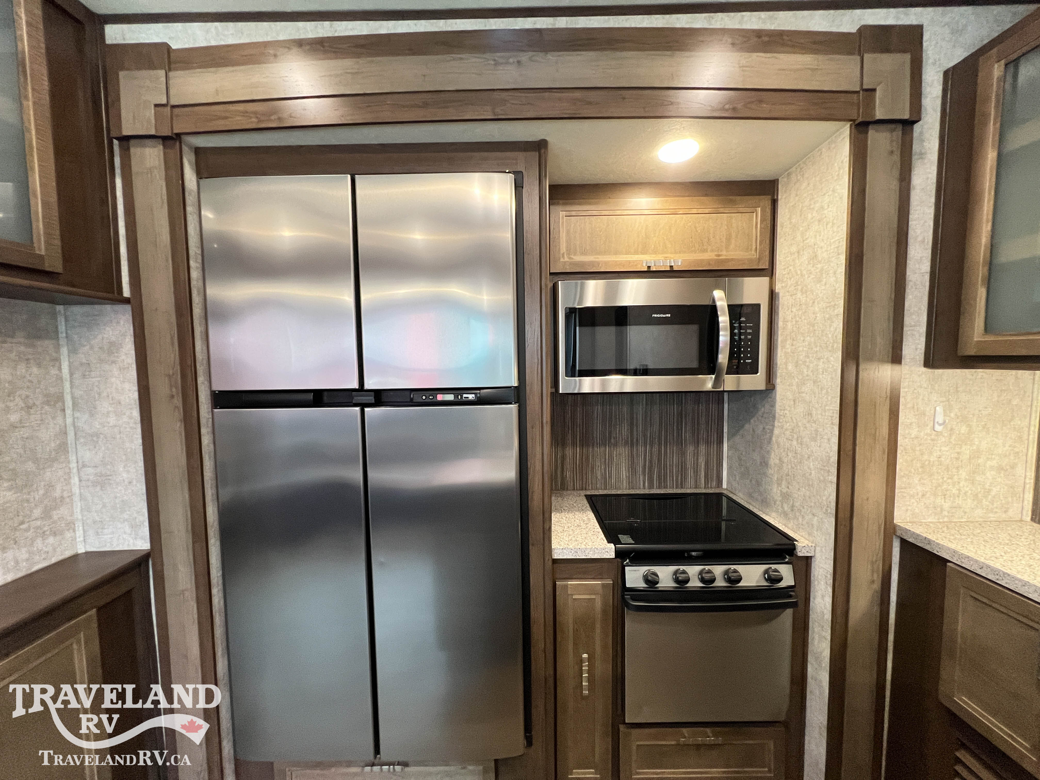 2019 Highland Ridge Highlander HF350H - Image 27