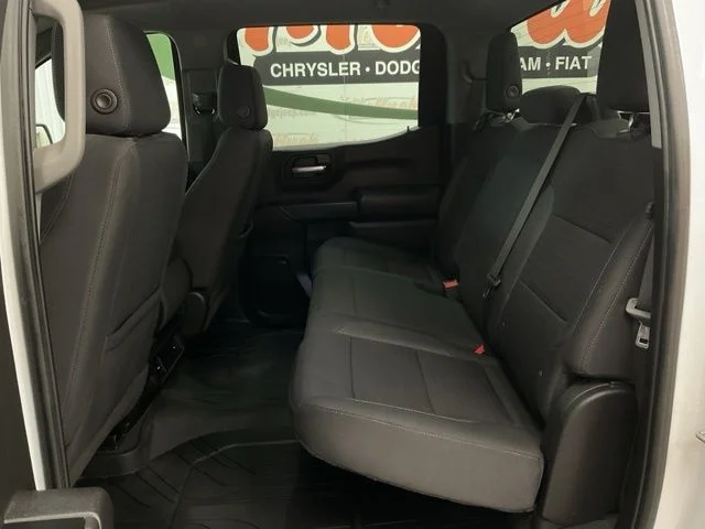 2022 Chevrolet Silverado 1500 Crew Cab Custom Trail Boss 4WD - Image 19