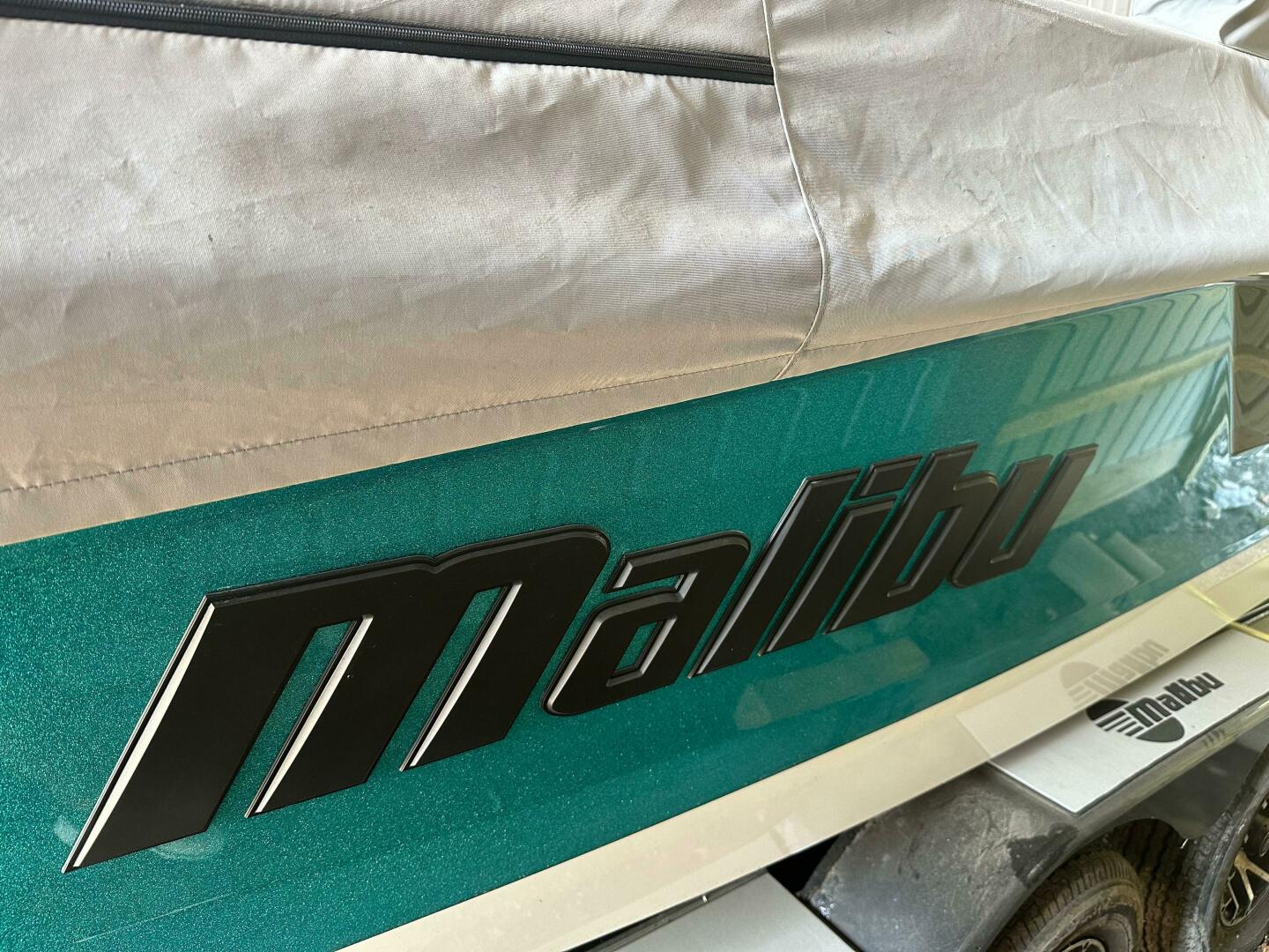 2020 Malibu 32 MXZ - Image 18