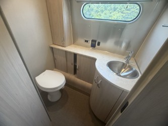 2026 AIRSTREAM GLOBETROTTER 30RBQ - Image 8
