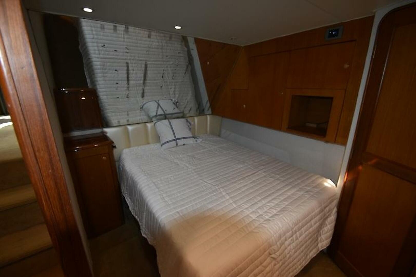 1997 Ocean 48 Convertible - Image 31