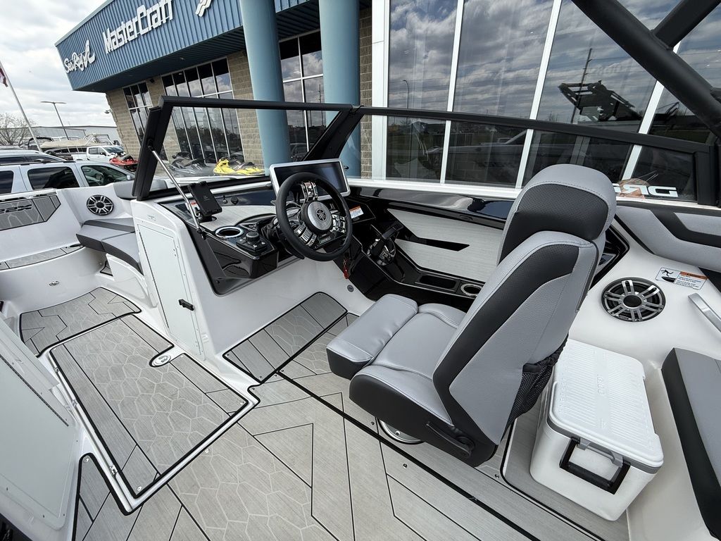2026 Yamaha Boats 222XD - Image 16