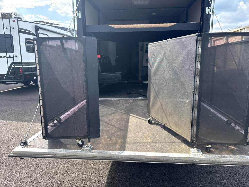 2018 FOREST RIVER XLR 30HDS - Image 6