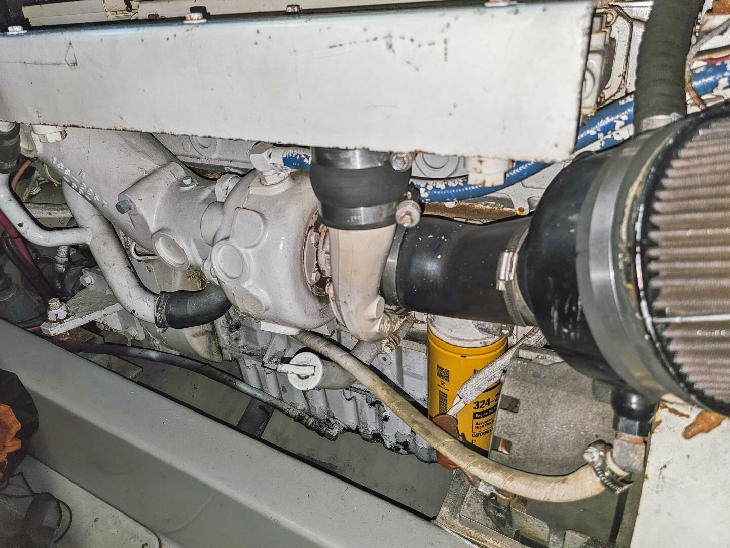 2001 Mediterranean 38 Convertible - Image 28