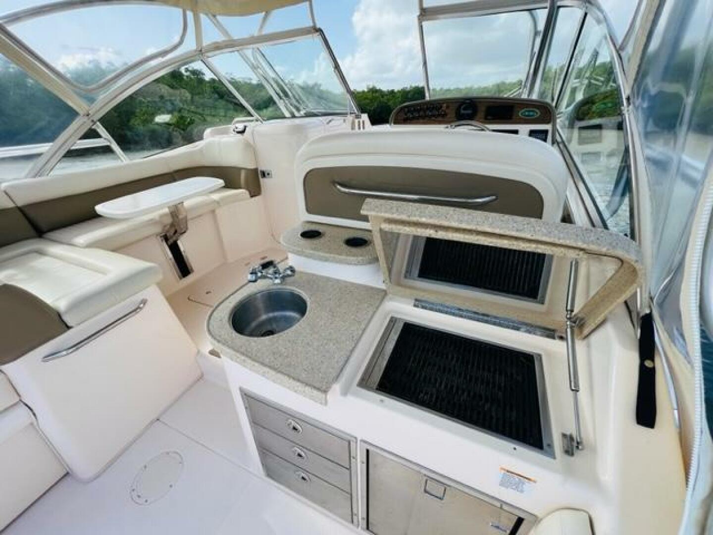 2014 Grady-White Freedom 335 - Image 38