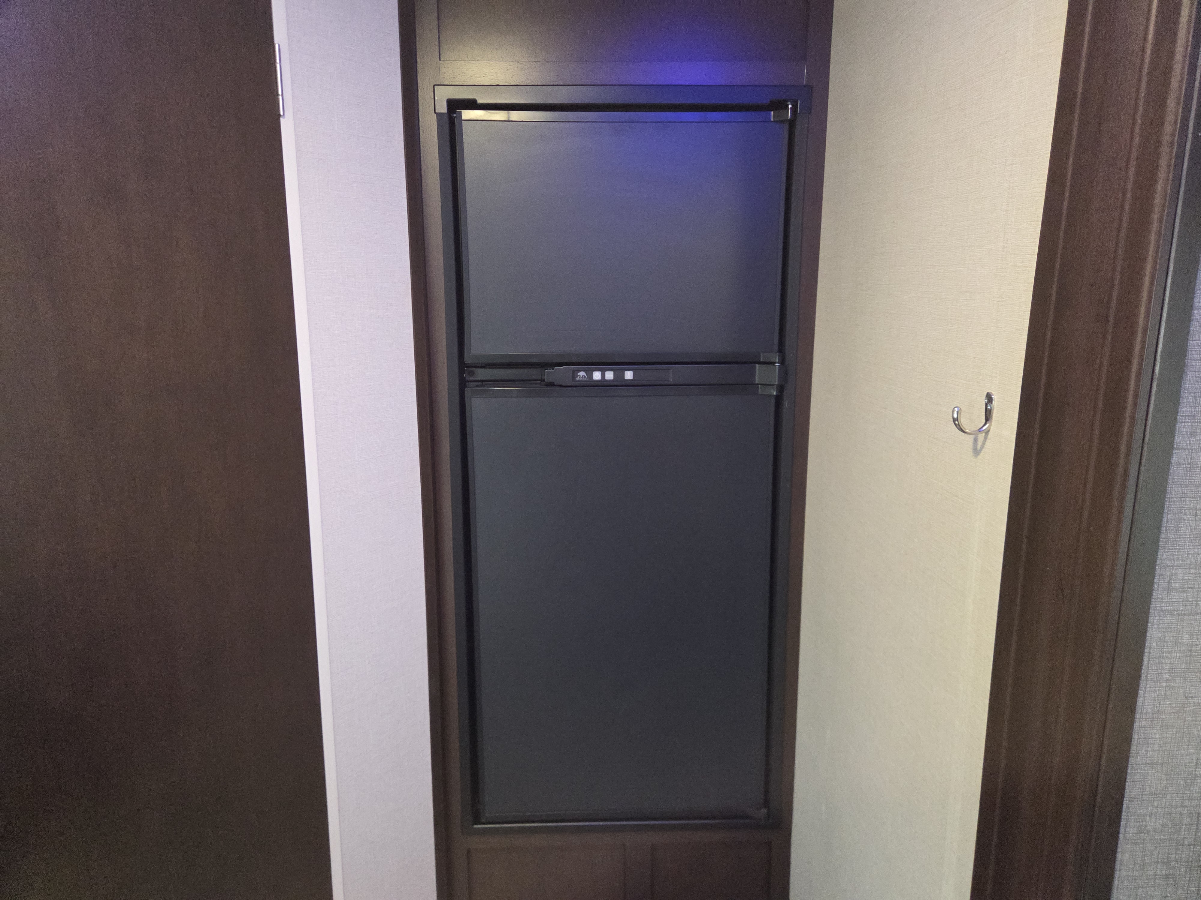 2018 KZ RV Sportsmen LE 201RBLE - Image 12