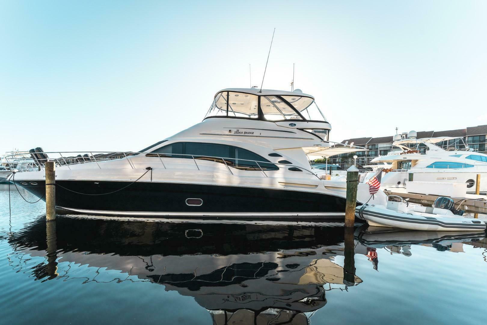 2008 Sea Ray 58 Sedan Bridge - Image 2