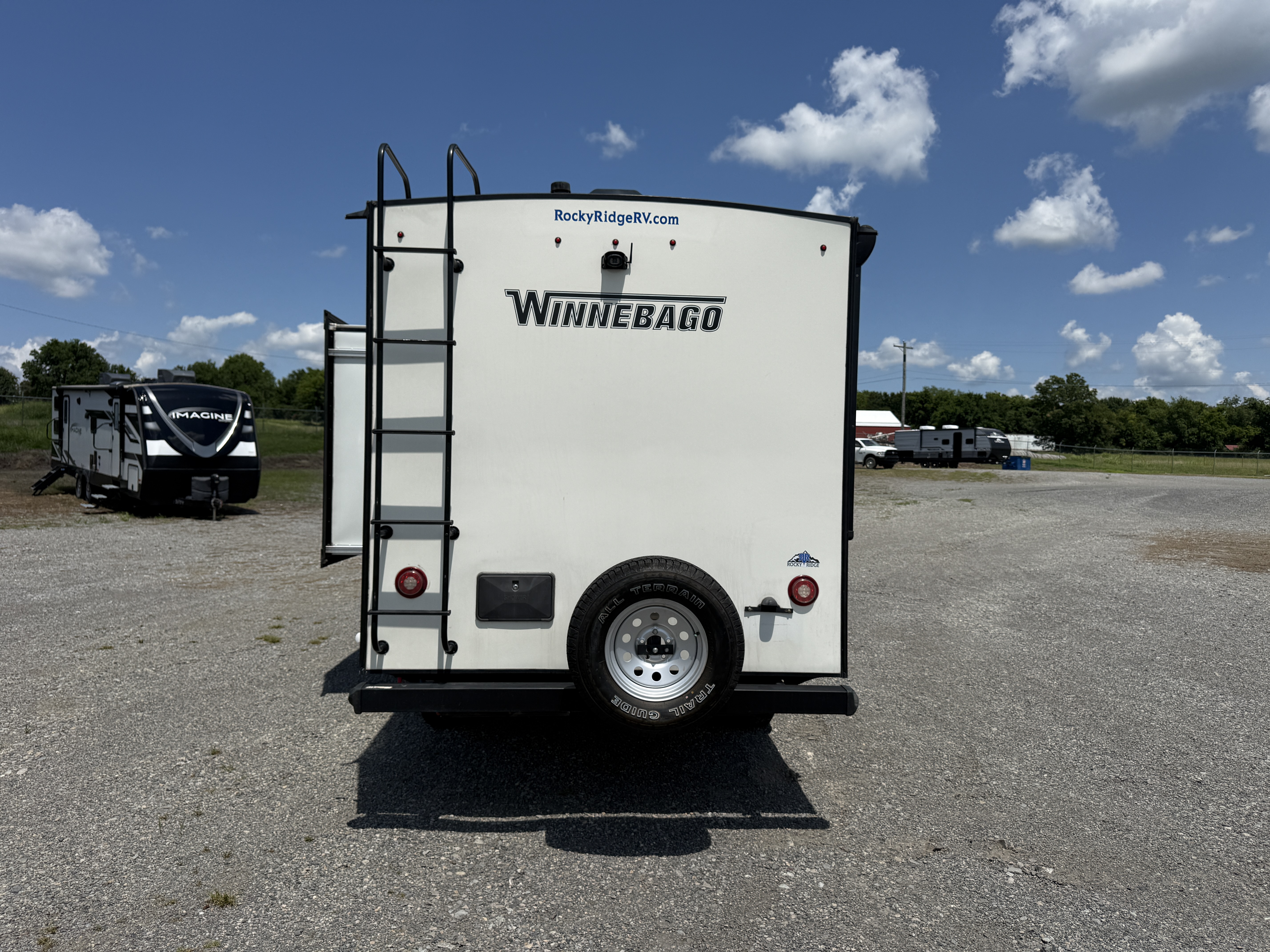 2021 Winnebago Micro Minnie 2100BH - Image 5