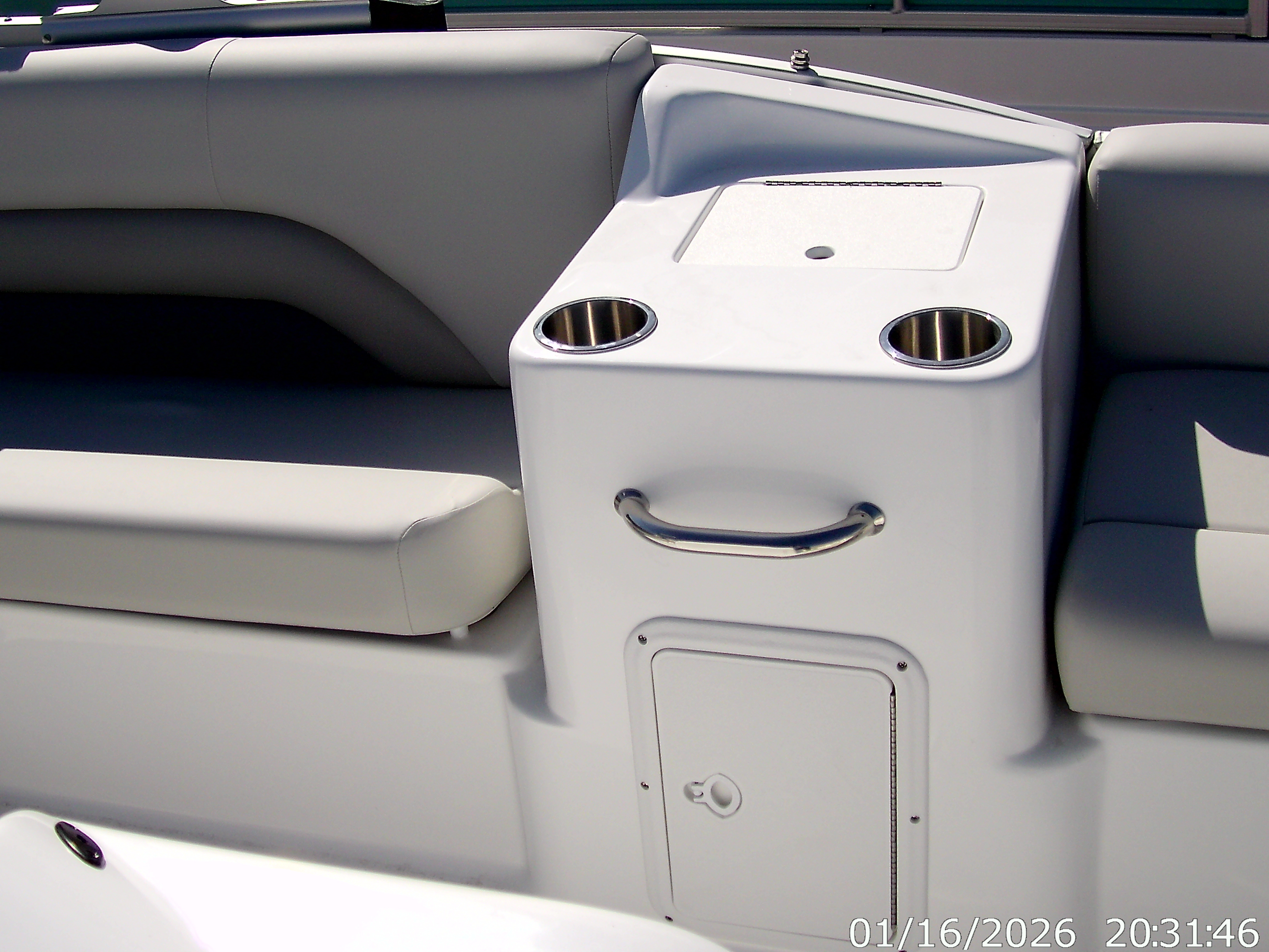 2026 HURRICANE 2026 FUNDECK 198 RE - Image 23