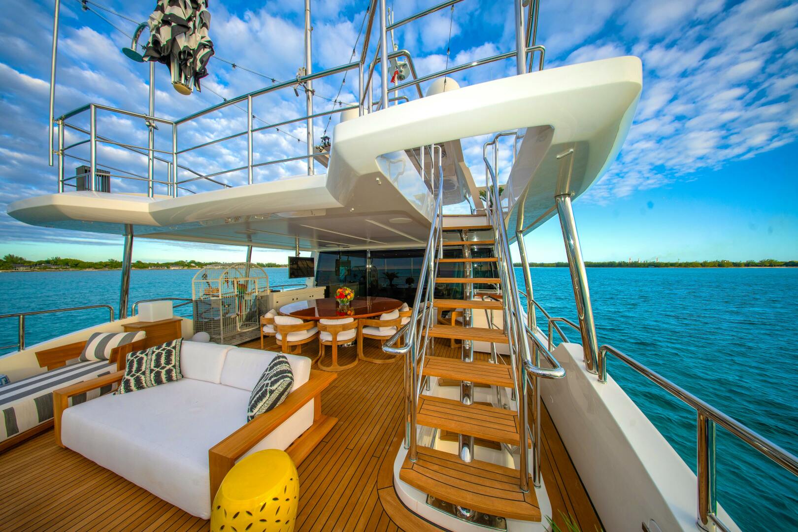2015 Benetti Benetti Tradition Supreme 108 - Image 27