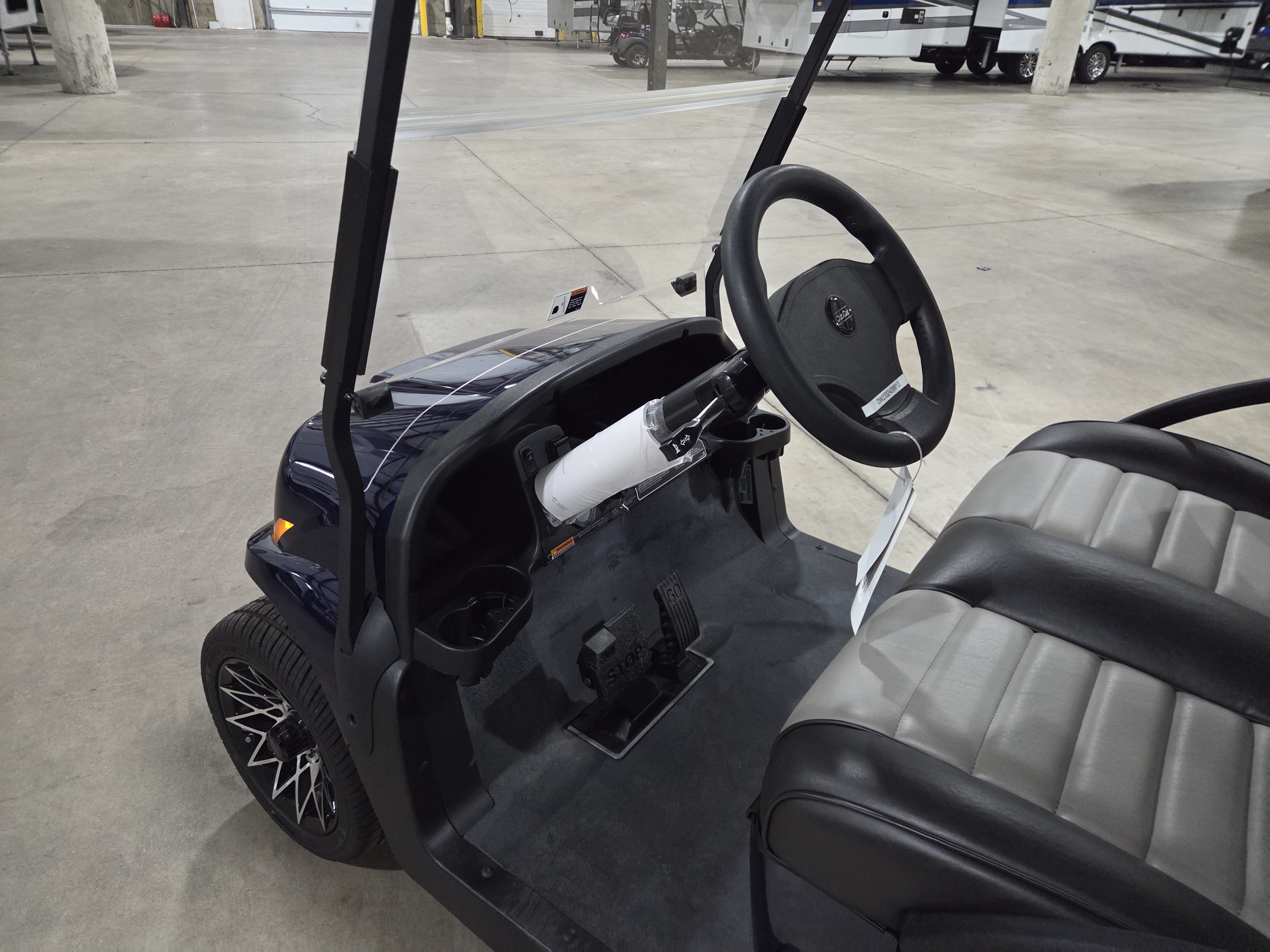 2023 Club Car Onward 6 Passenger High Performance OnBoard Charger - Image 5