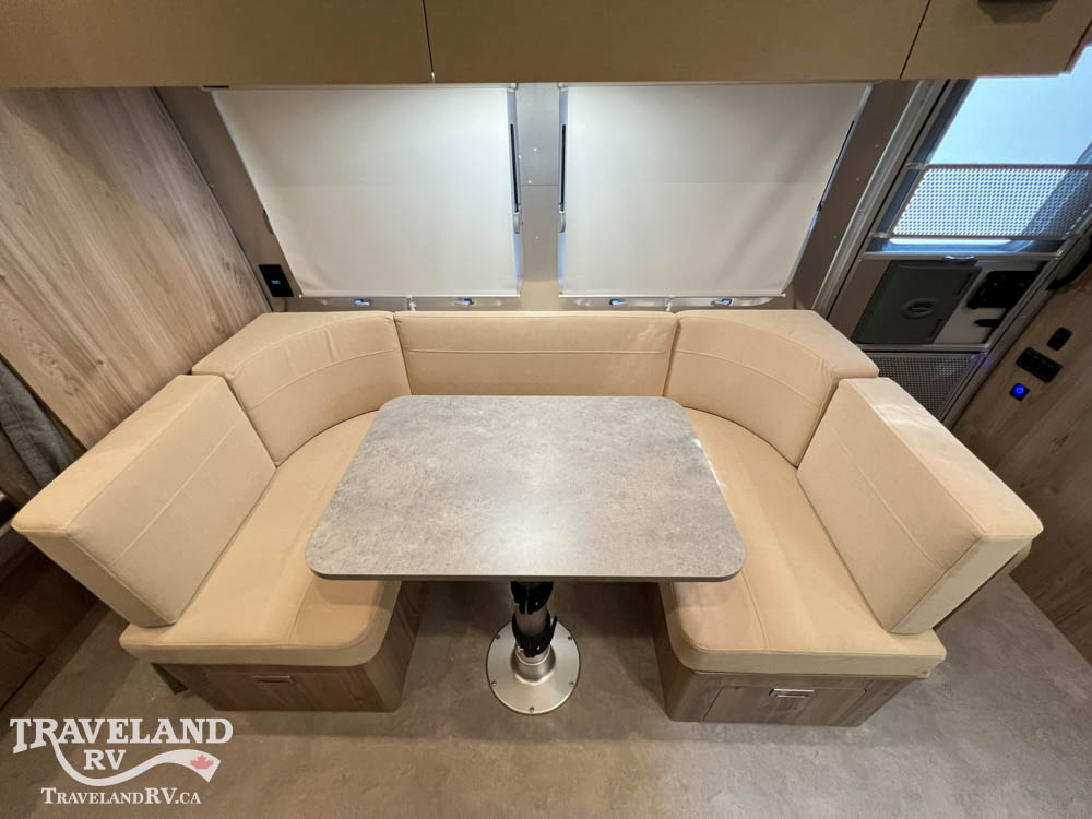 2027 Airstream Flying Cloud 23FBQ - Image 14