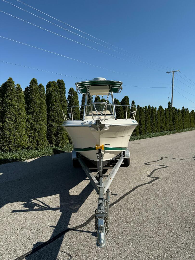 2003 Wellcraft 250 Fisherman Base - Image 2