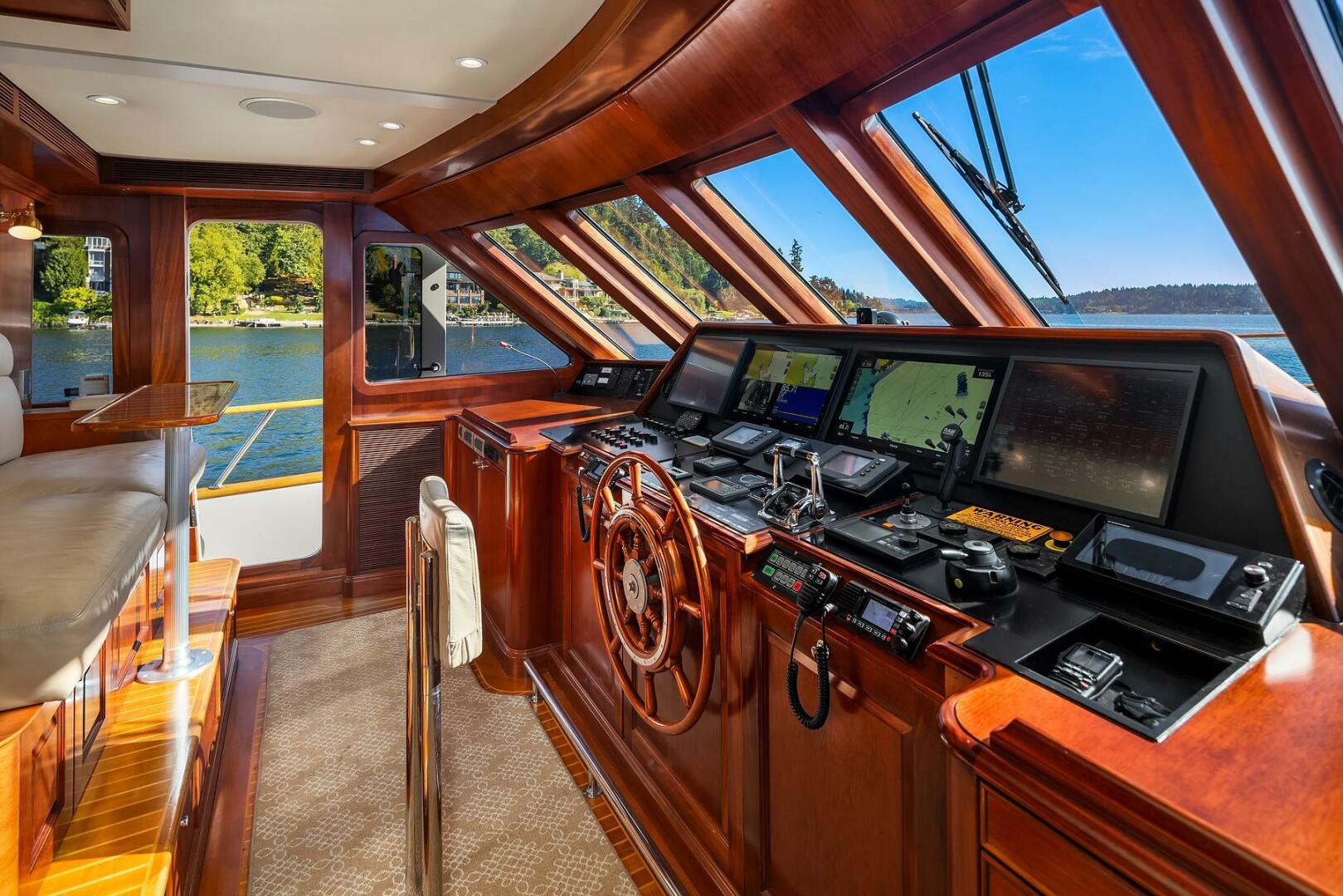 2001 Rayburn Custom Yachts Flush Deck - Image 19