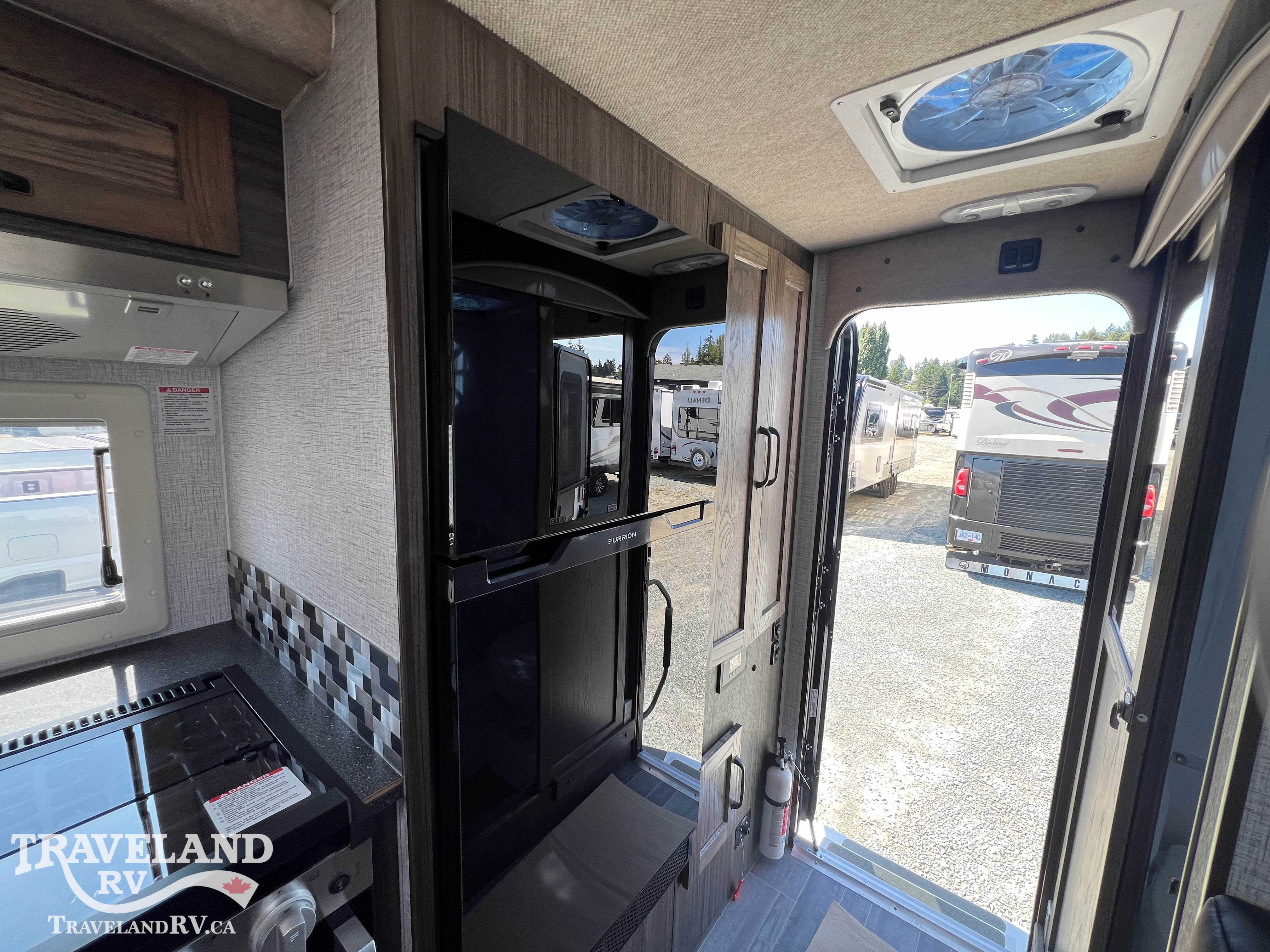 2027 NORTHERN LITE SPORTSMAN PLUS 8-11 WET BATH - Image 16