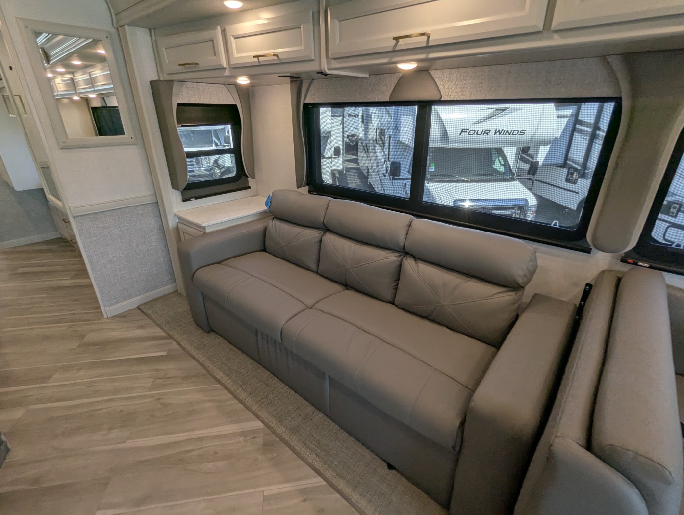 2026 Fleetwood Bounder 35K - Image 20