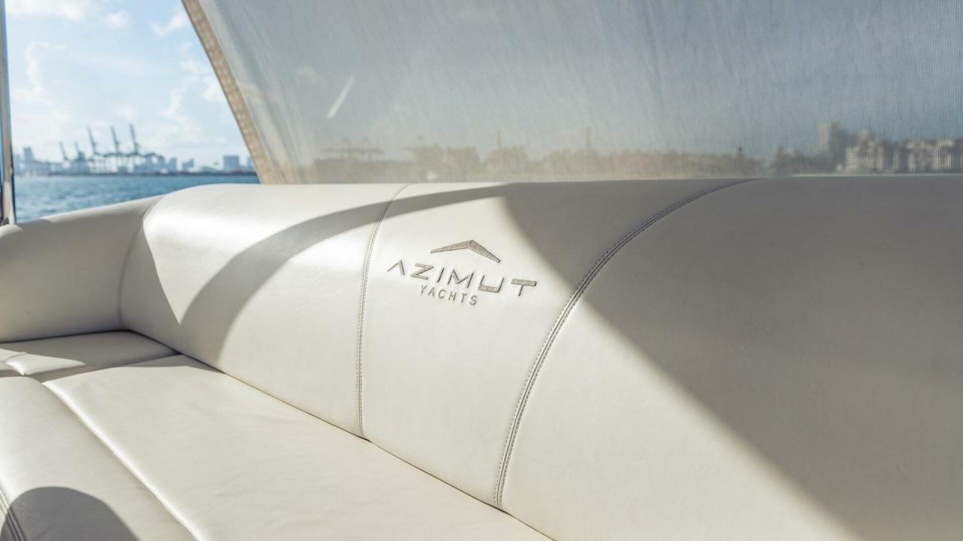 2012 Azimut Evolution - Image 29