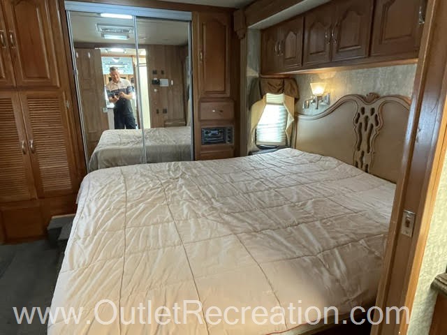 2009 COACHMEN SPORTSCOACH LEGEND 40QIK - Image 31