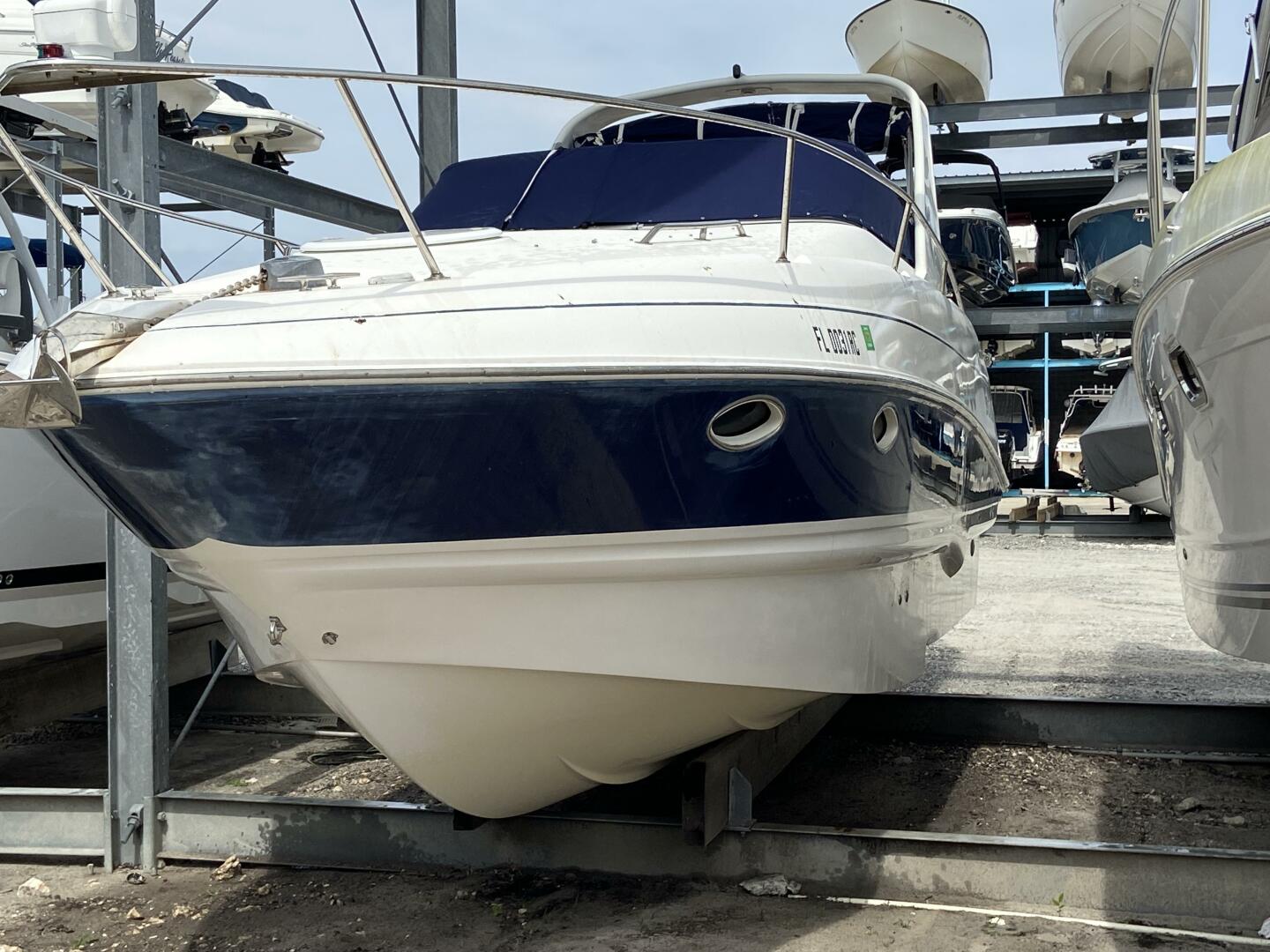 2006 Larson 274 Cabrio - Image 4
