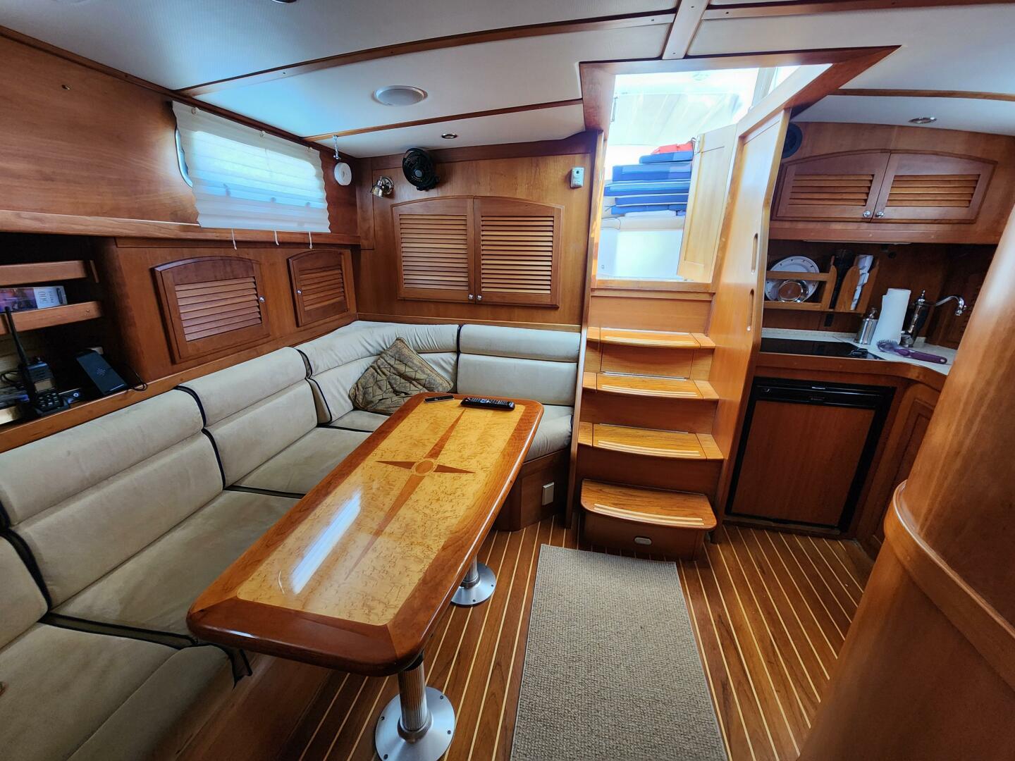 2005 Sabre - Image 3