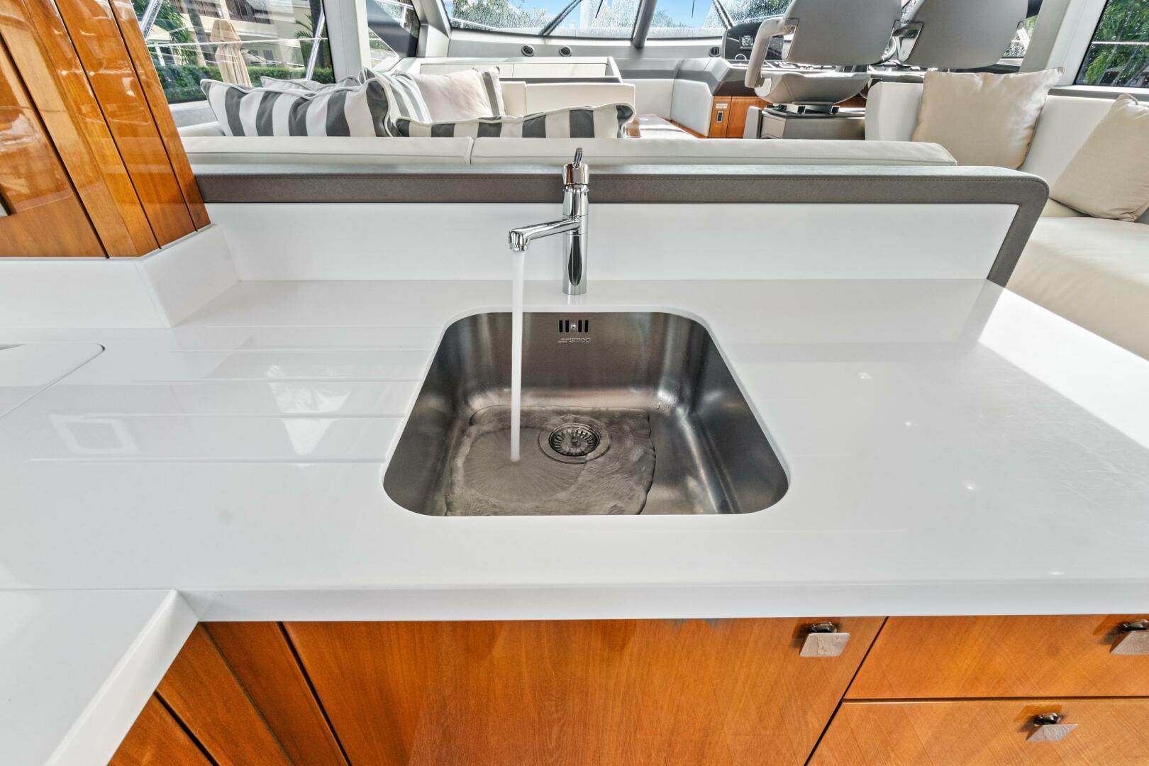 2020 Sunseeker Manhattan 52 - Image 46