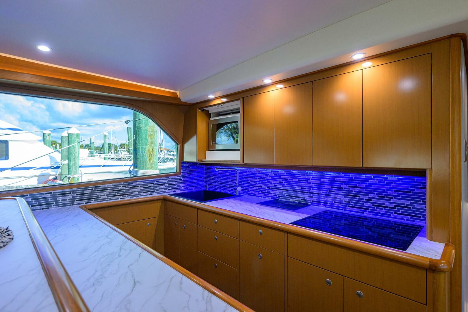 2020 VIKING VIKING 61 Convertible Base - Image 37