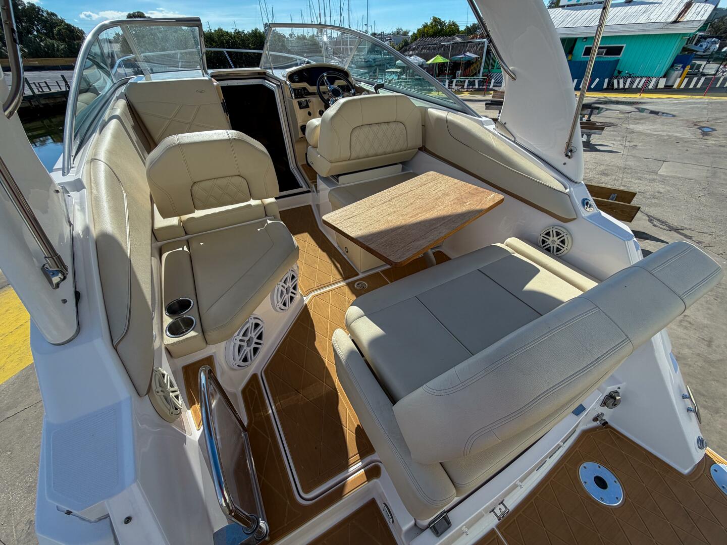 2020 Regal 26 Express - Image 24