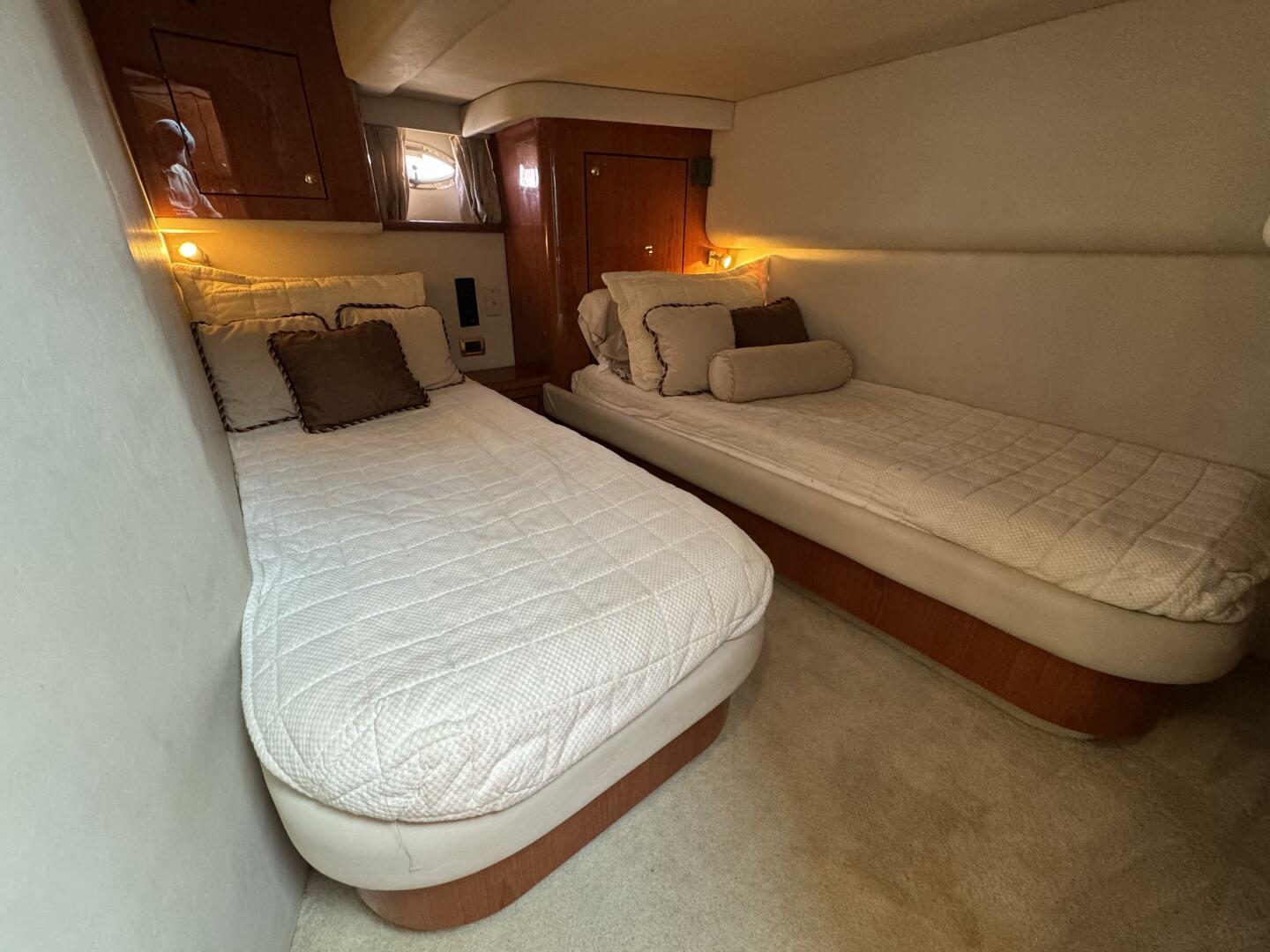 2001 Sea Ray 510 SUNDANCER - Image 27