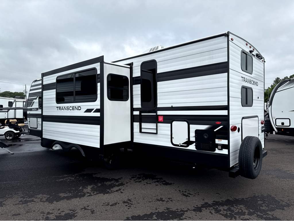 2026 GRAND DESIGN TRANSCEND 265BHT - Image 3