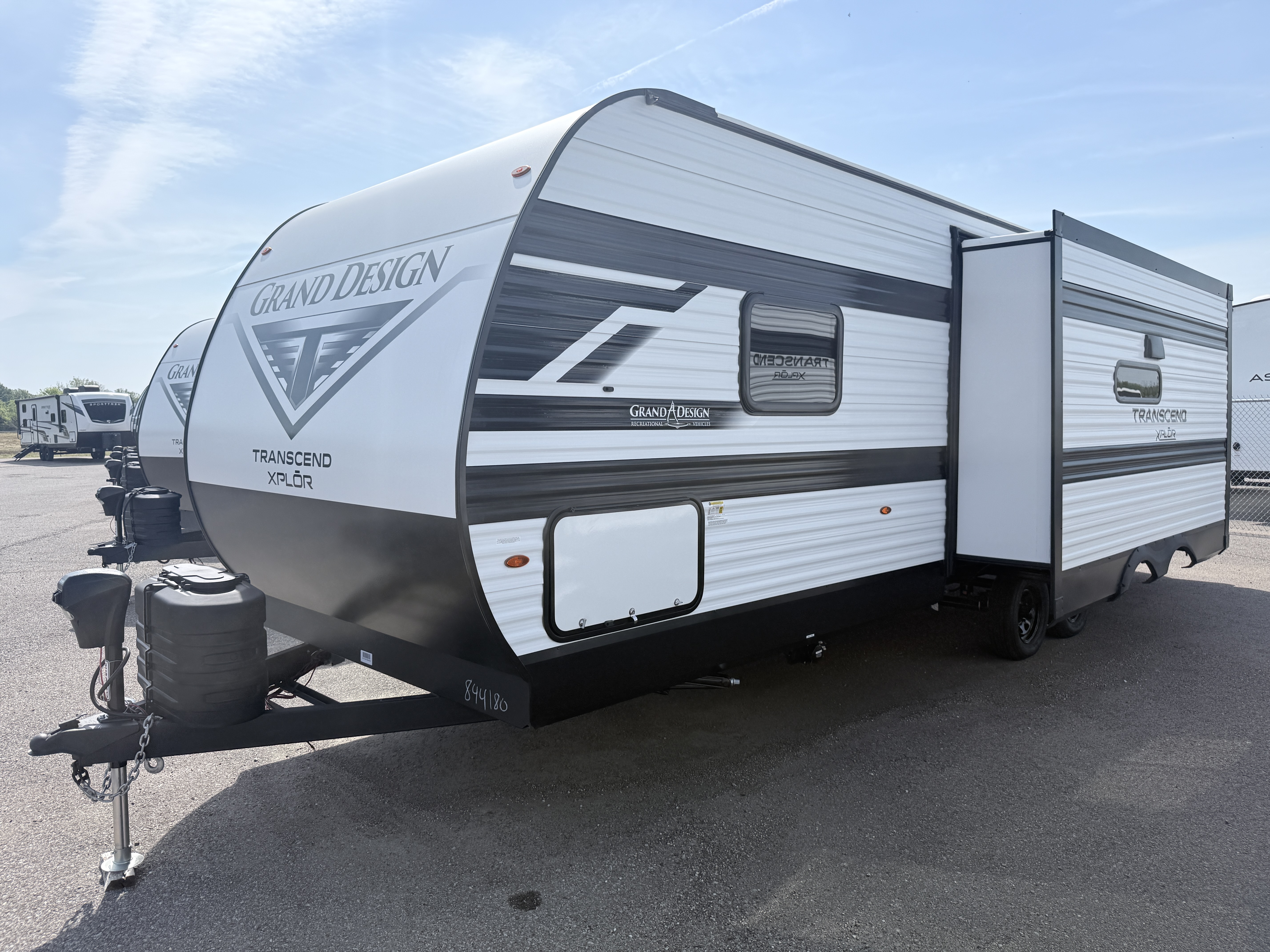 2026 GRAND DESIGN TRANSCEND 26RBX - Image 3