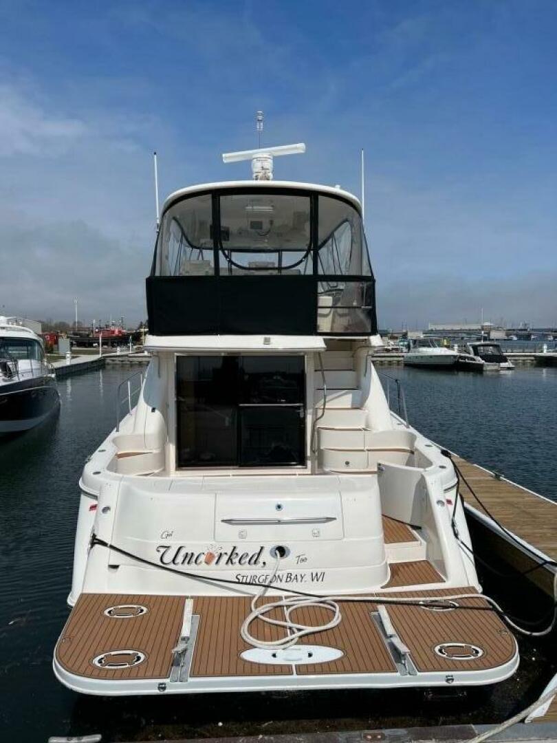 1999 Sea Ray 560 Sedan Bridge - Image 4