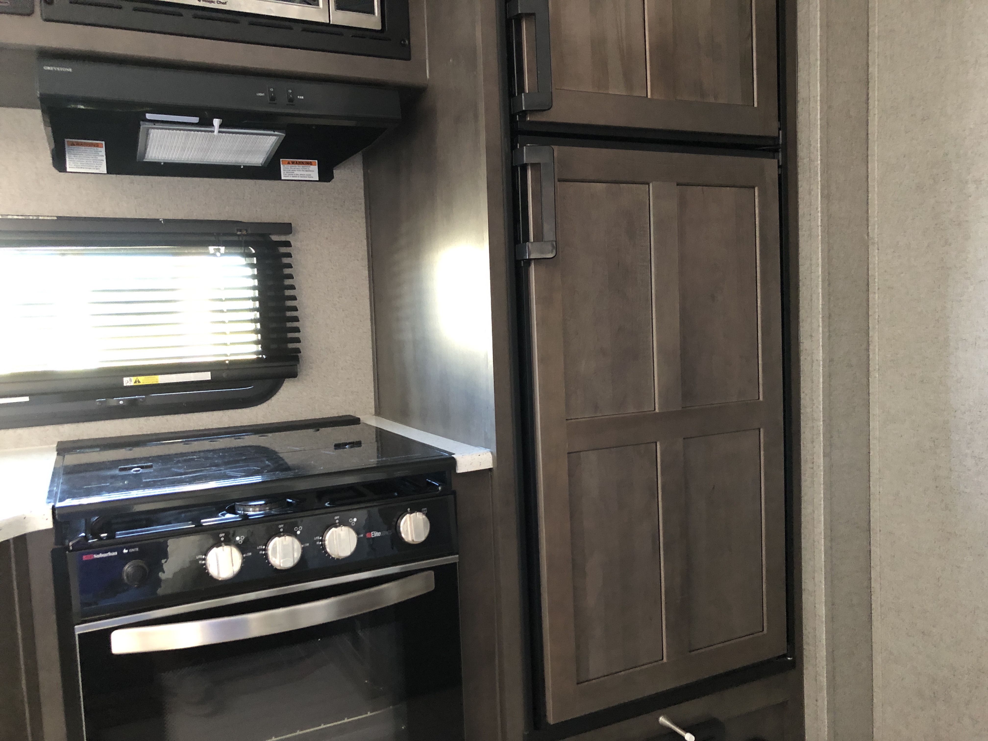 2020 Forest River Rockwood Mini Lite 2507S - Image 14