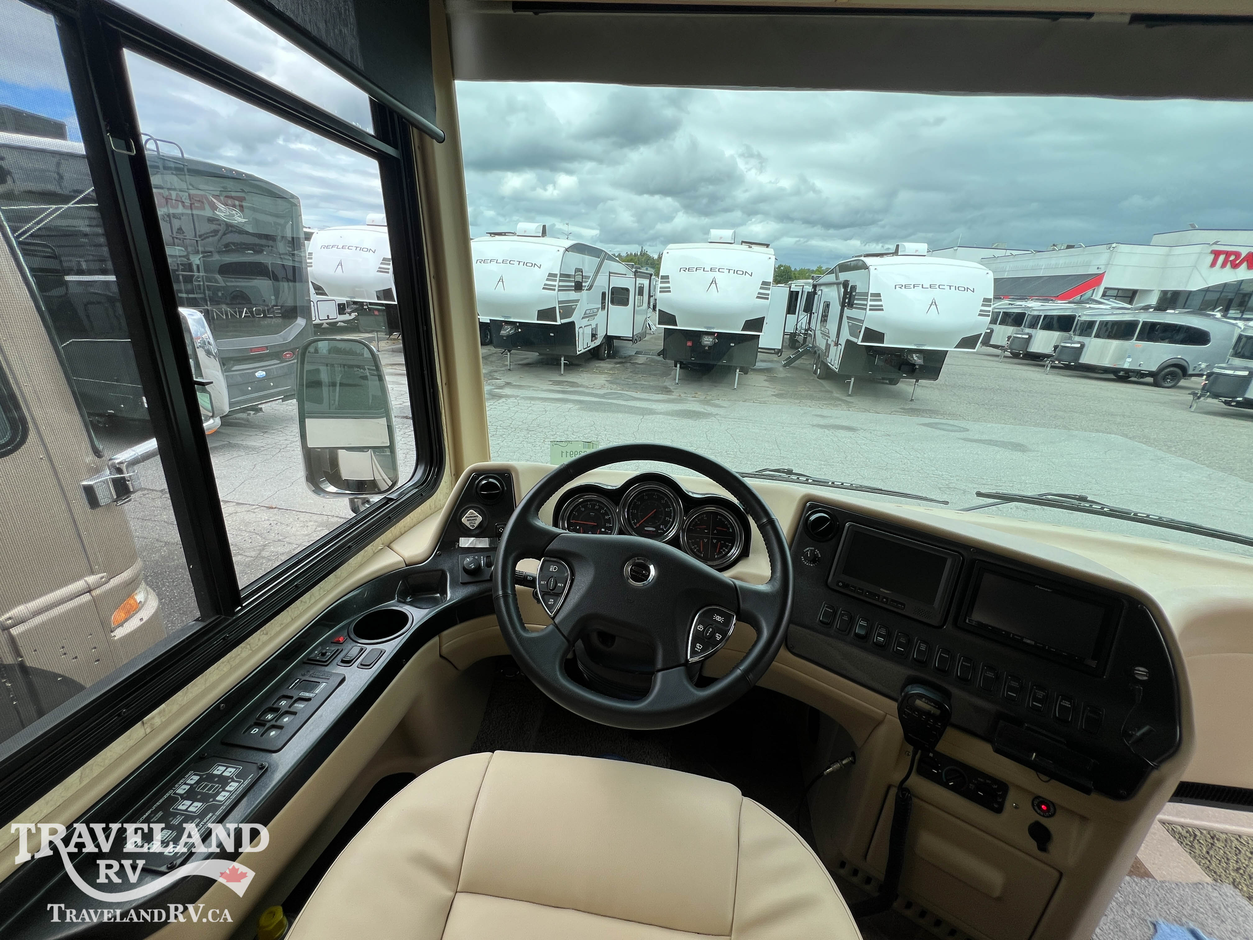 2011 Newmar Dutch Star 3734 - Image 10