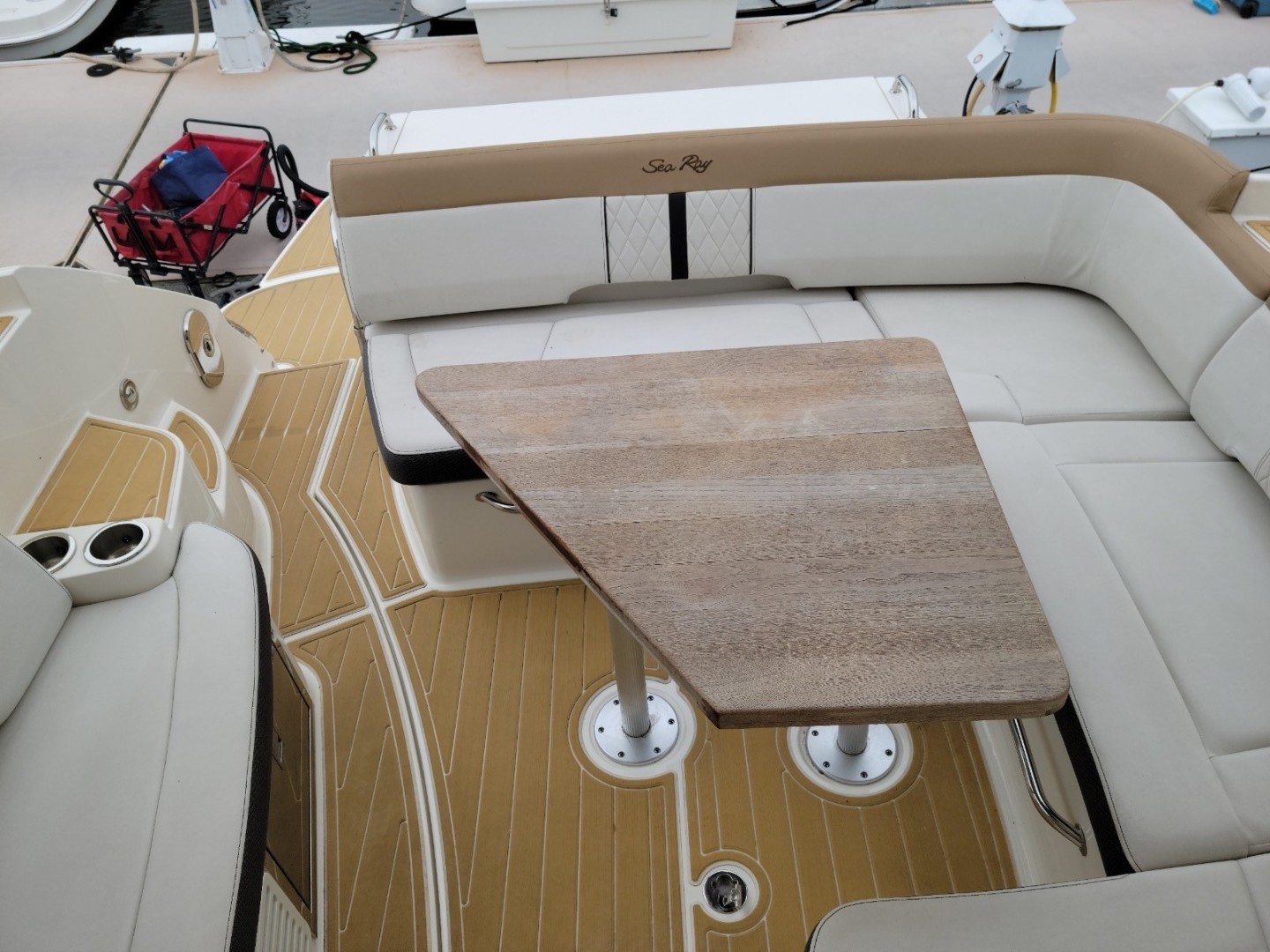 2018 Sea Ray Sundancer 350 - Image 4