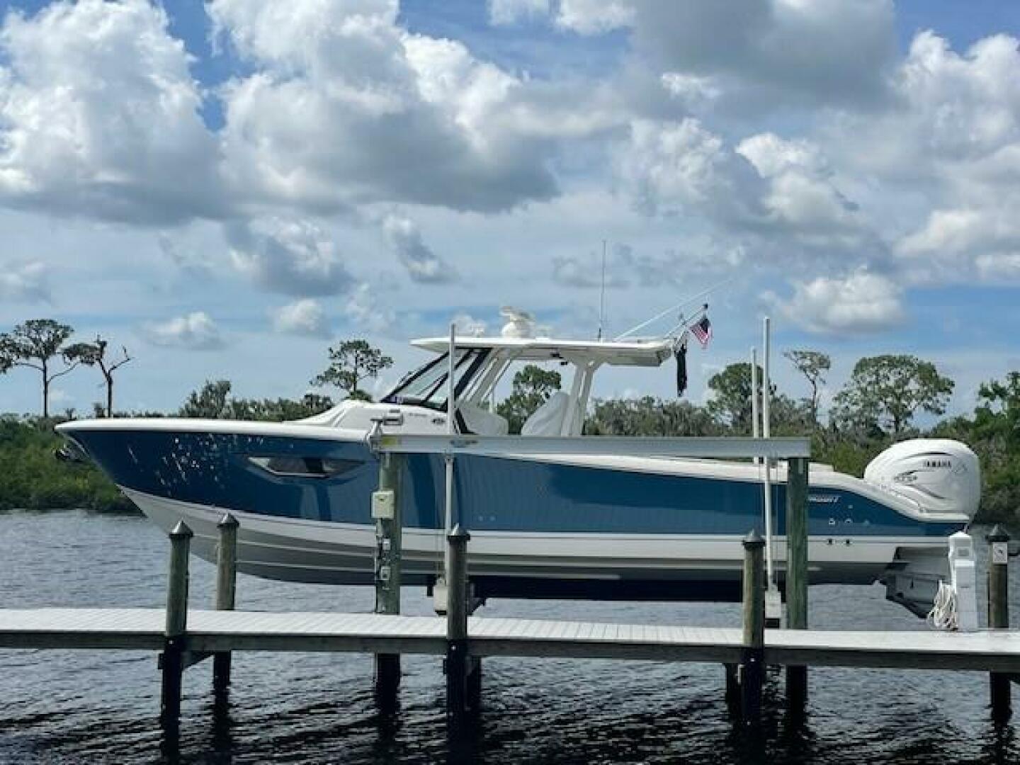 2023 Pursuit 378 Sport - Image 19