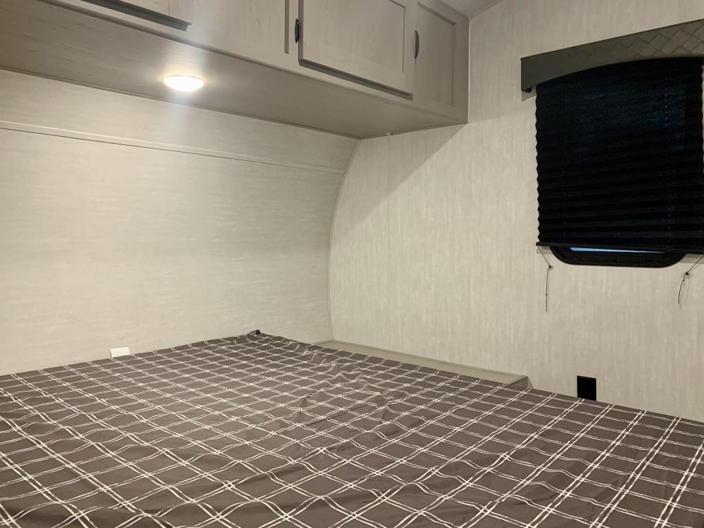 2025 COACHMEN 26BH - Image 23