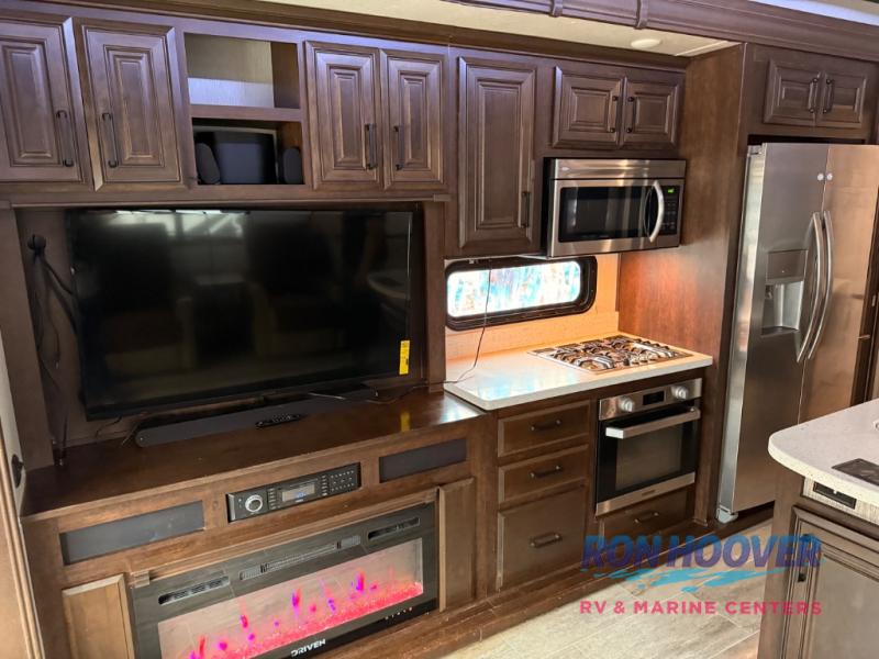 2019 HEARTLAND 3925MLP - Image 47