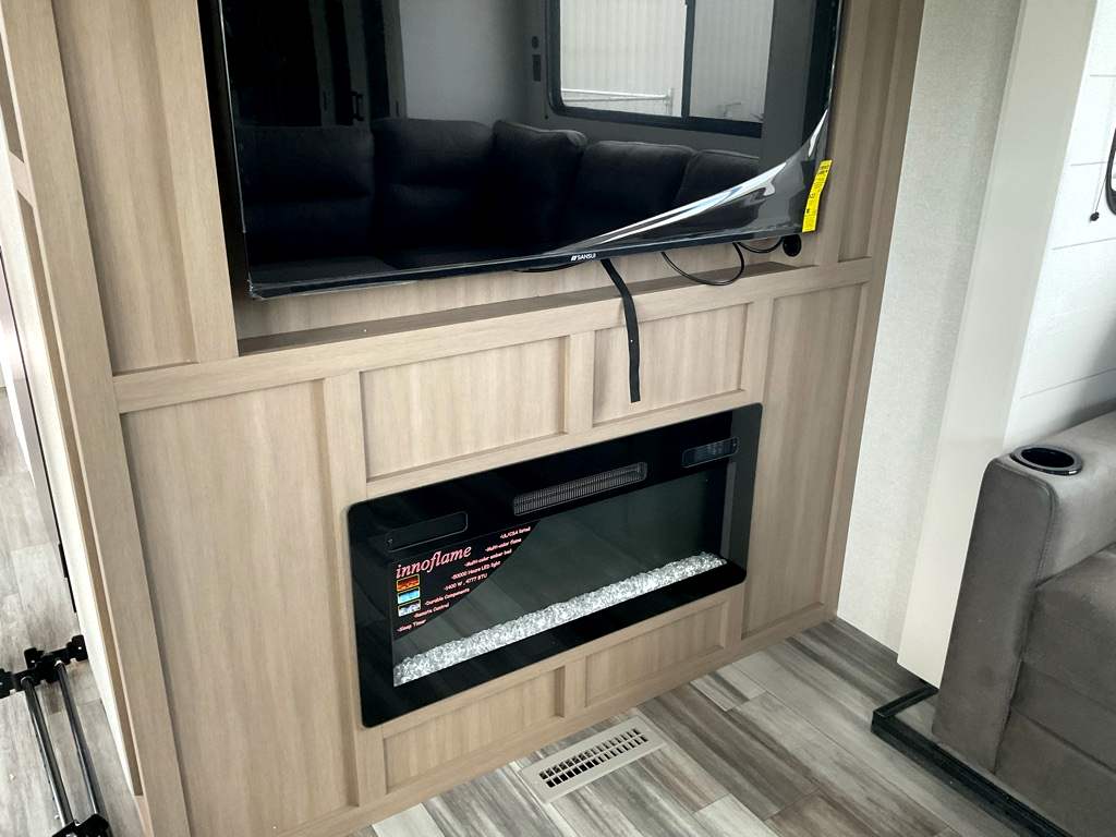2026 JAYCO JAY FLIGHT BUNGALOW 404 LOFT - Image 12