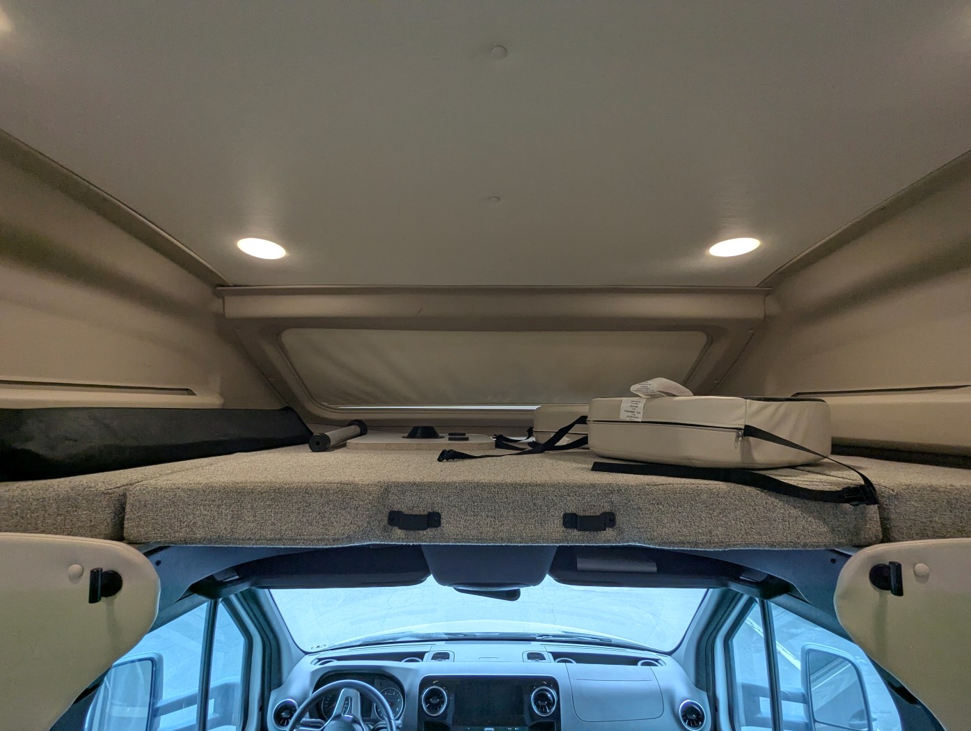 2022 Jayco Melbourne Prestige 24RP - Image 4