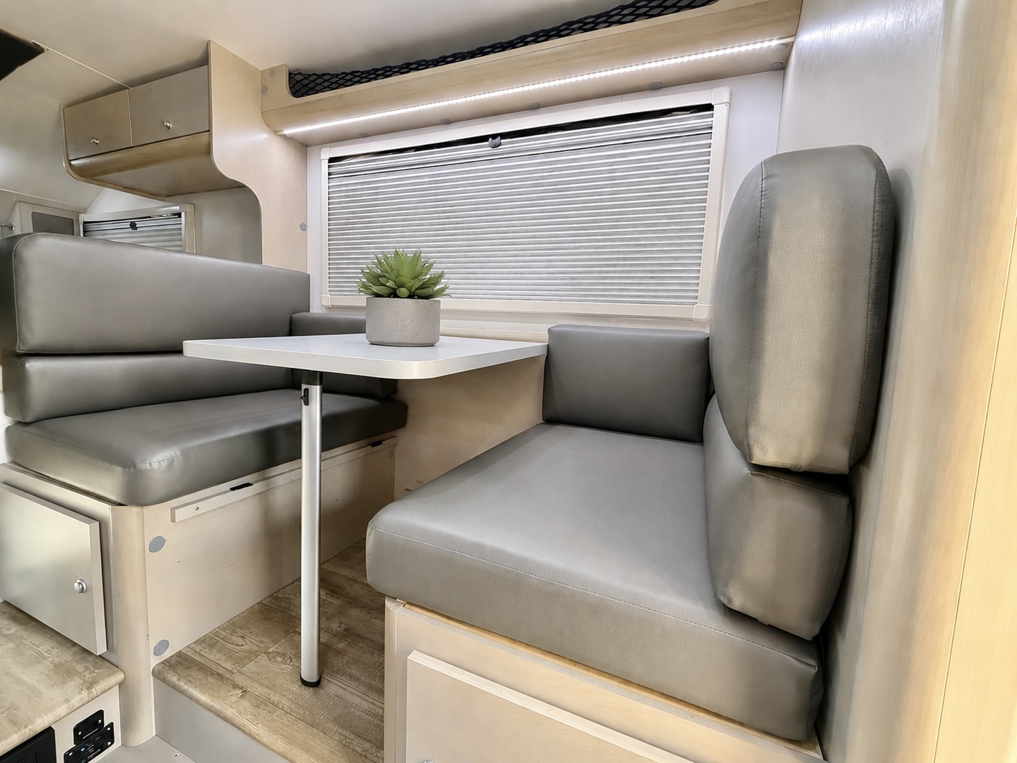 2023 NuCamp Cirrus 820 - Image 11